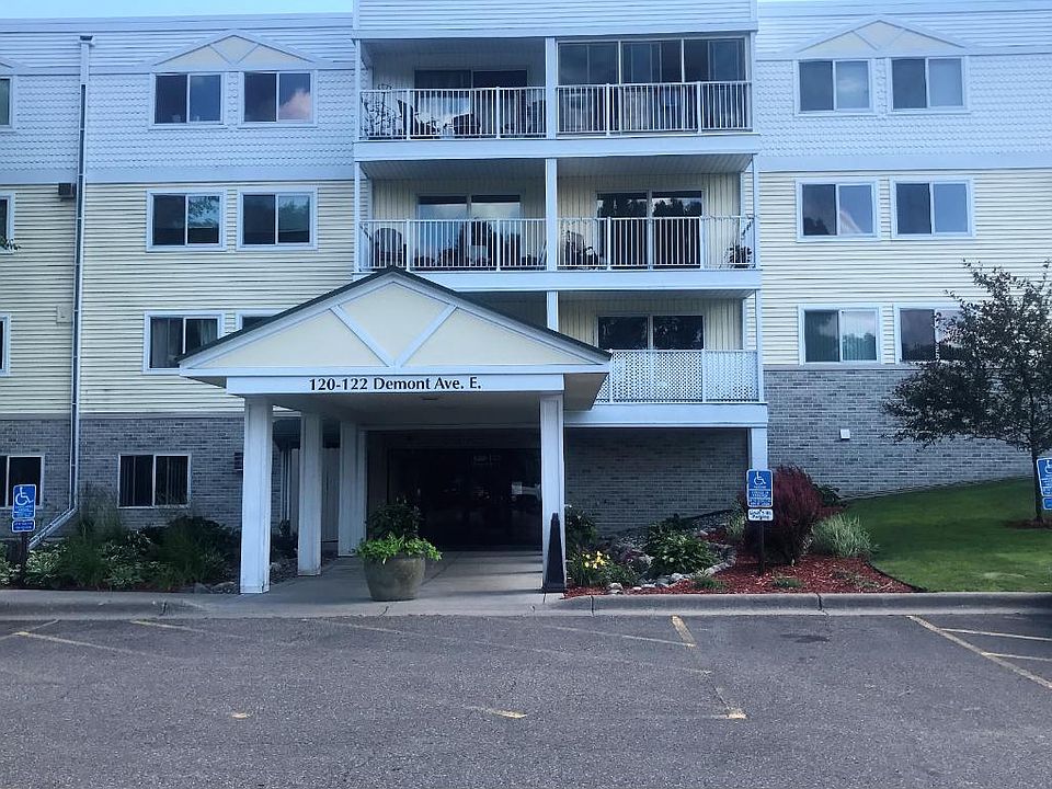 1st image of 130 Demont Ave E APT 355