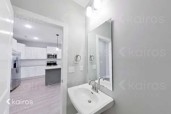 3712 Oak Leaf Way #B — Photo 8