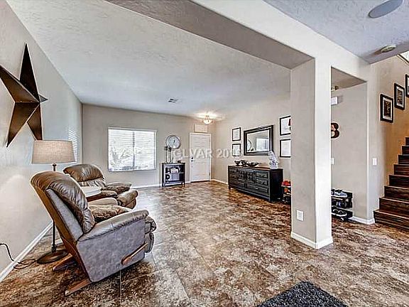 4th image of 164 Jay Porter Ave