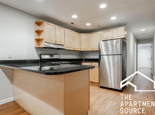 3216 N Racine Ave #G, Chicago, IL 60657