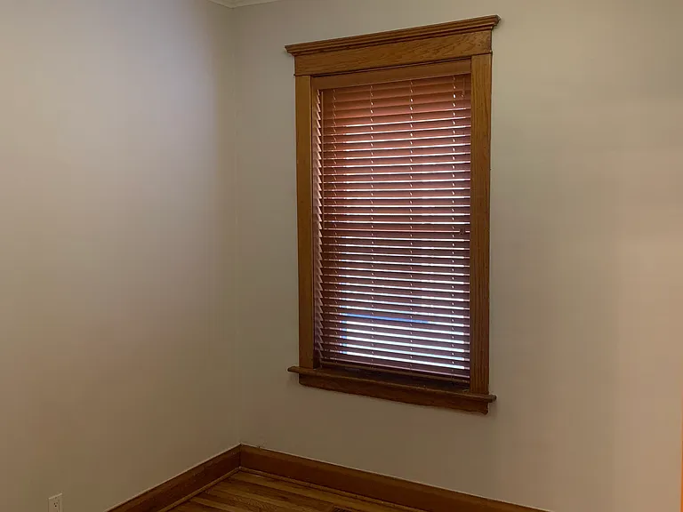 5211 W Byron St #1 — Photo 31