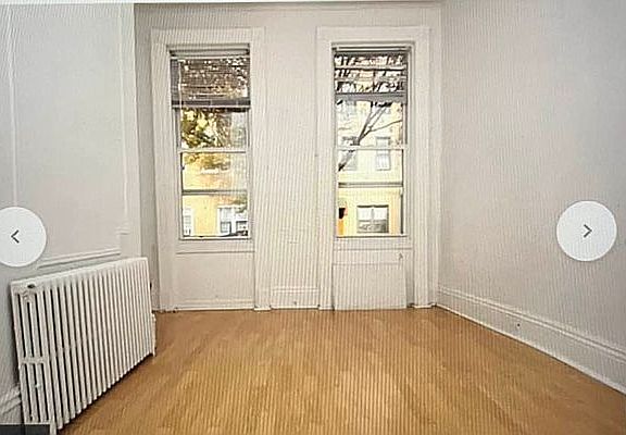 5th image of 388 Woodbine St #1F