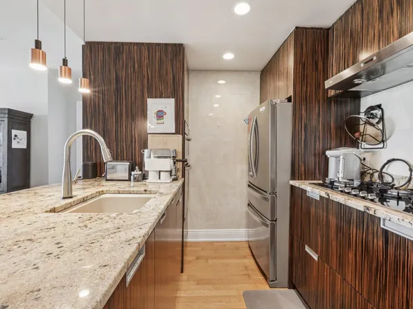 915 Hudson Park image 9 of 44