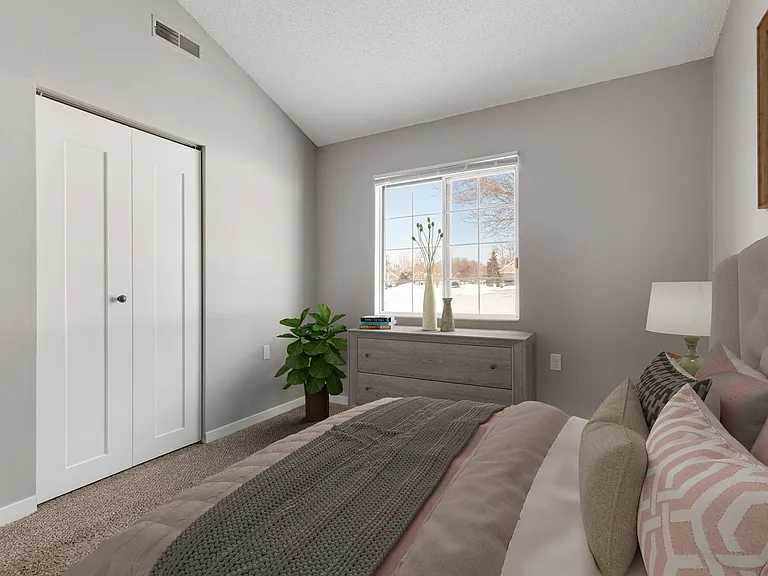 Woodlane Place Townhomes — Photo 12