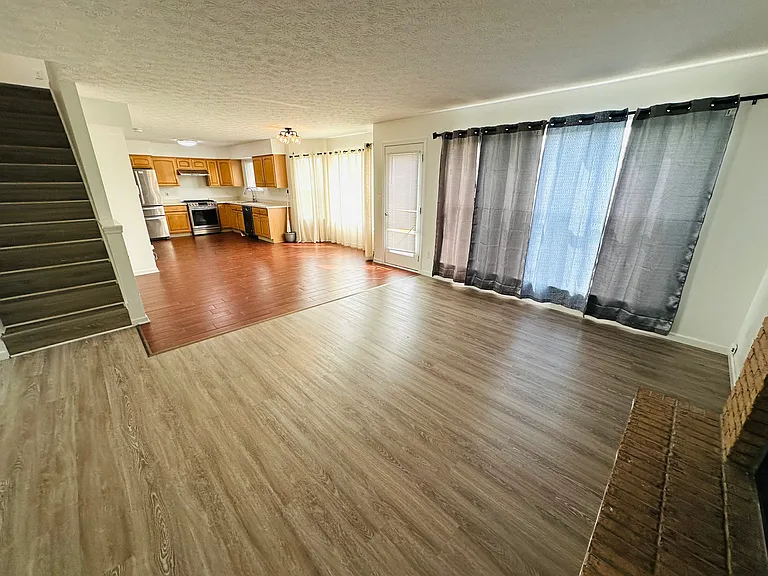 281 Potters Cir — Photo 6