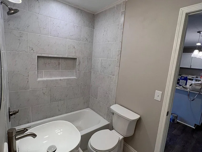 120 Florence Pl — Photo 5