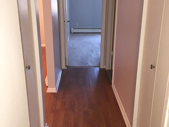 5th image of 9 Carillon Dr APT A
