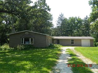 1067 S Lincoln Ave, Montgomery, IL 60538
