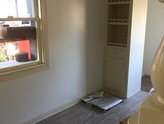 5th image of 6137 Saint Clair Ave