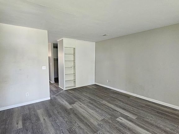 3rd image of 1855 1st Ave