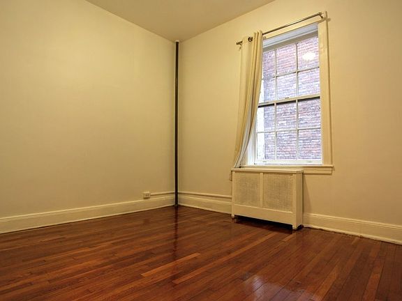 5th image of 57 5th Ave APT 2b