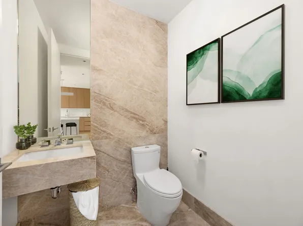 15 Hudson Yards image 10 of 21