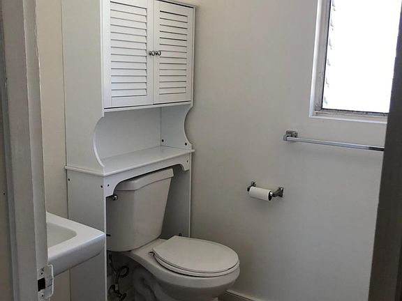 5th image of 3453 Richland Dr #16