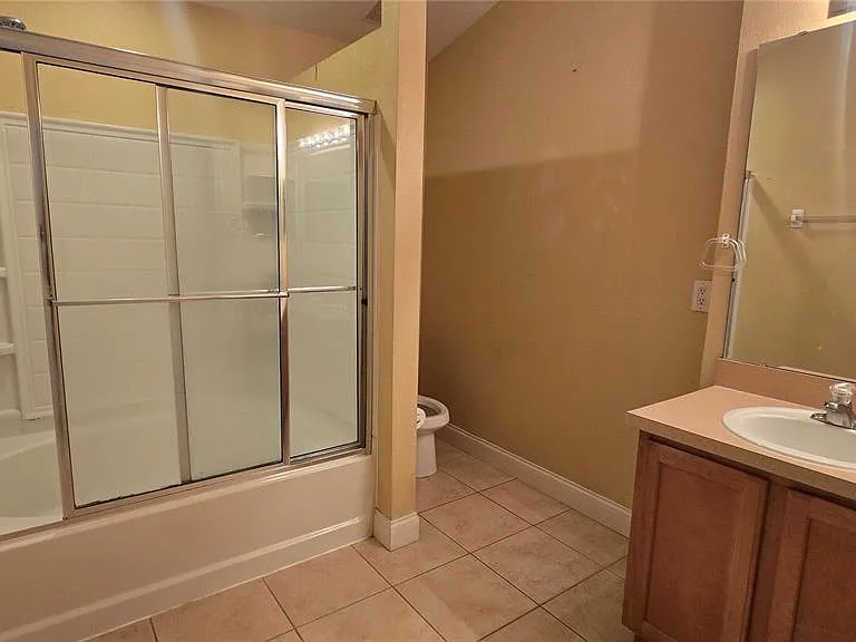 2921 Pine Oak Trl — Photo 18