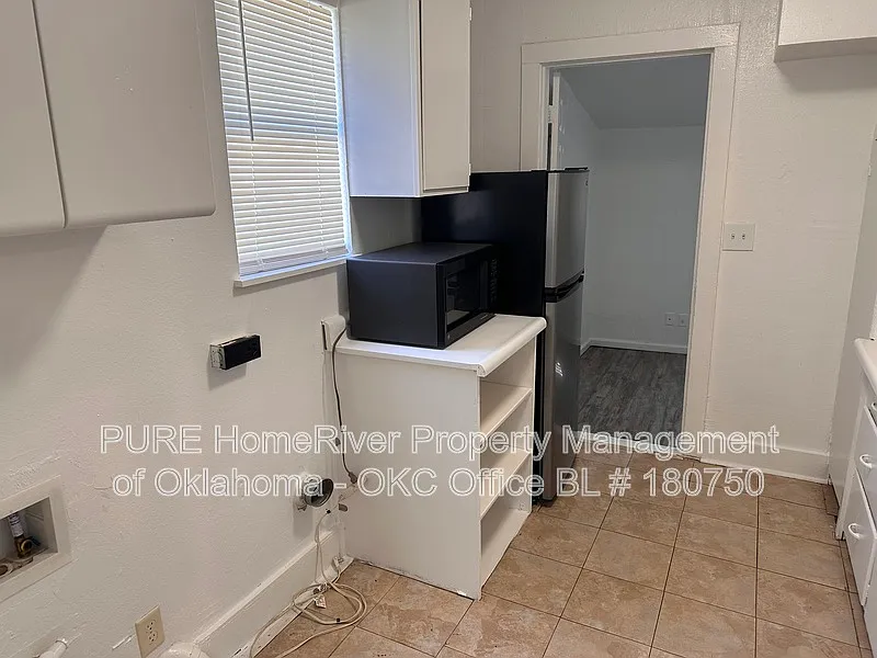 2 bed, 1.0 bath, 530 sqft, $750 — Photo 3
