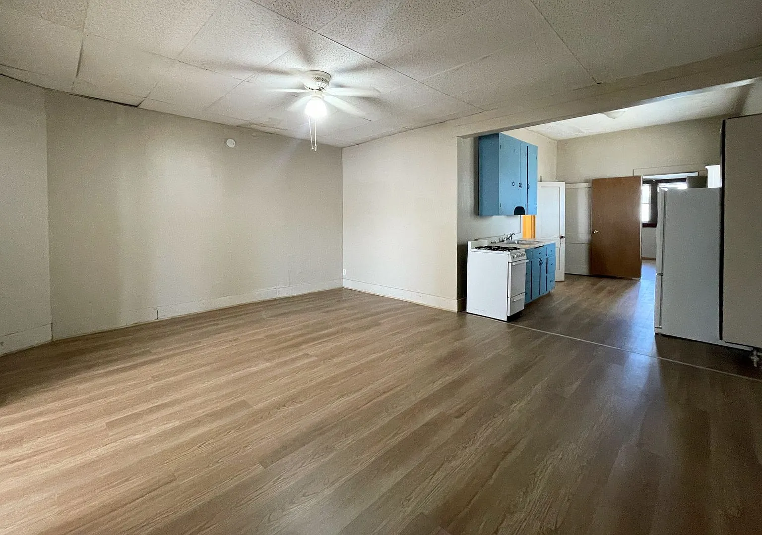 108 W 5th Ave — Photo 3