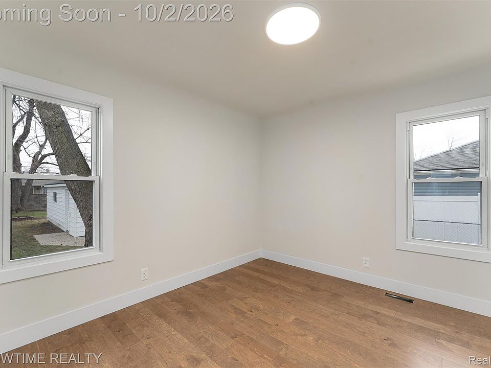 769 Coolidge Ave, photo 13