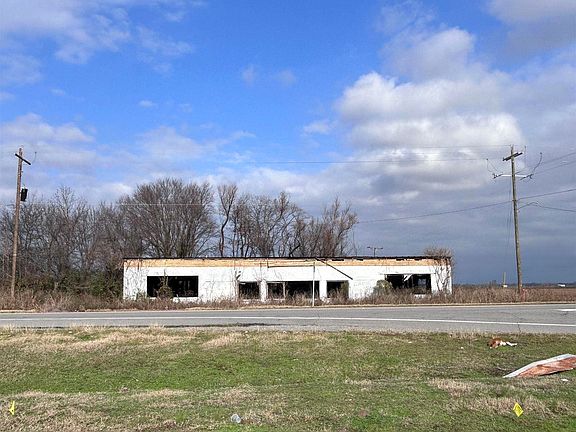 3rd image of 0 Highway 165 E