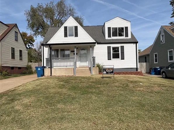 9819 Zykan Dr, Saint Louis, MO 63114