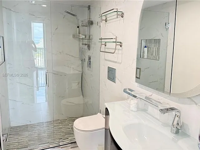 19707 Turnberry Way #18K — Photo 4