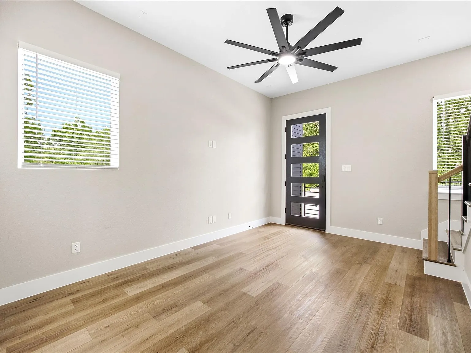 3 bed, 2.5 bath, 1266 sqft, $1,850 — Photo 4