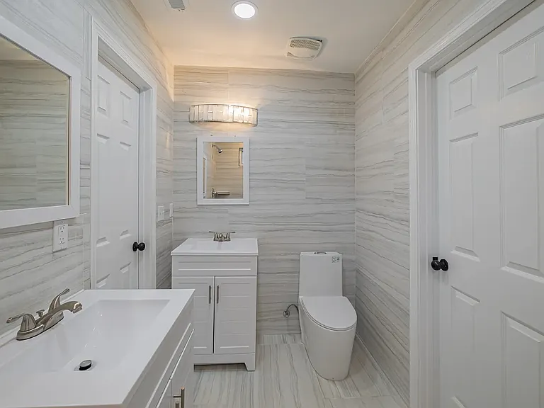 830 Market St — Photo 11