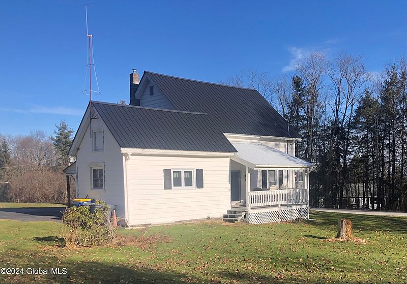 2nd image of 74 Lakeview Avenue