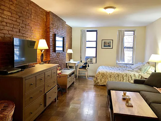 Rented by Compass | media 6