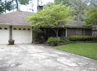 5320 Wildwood Dr, Beaumont, TX 77708