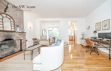 Rented by Living New York