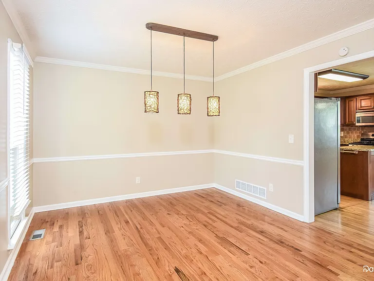 4609 Pine Harbor Ct NE — Photo 7