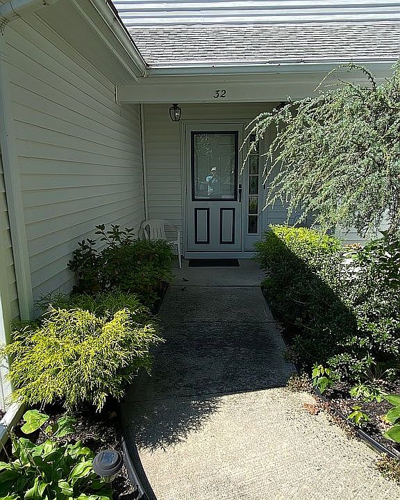 2nd image of 32 Mallard Dr