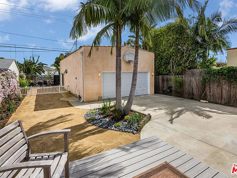 4264 Mildred Ave — Photo 22