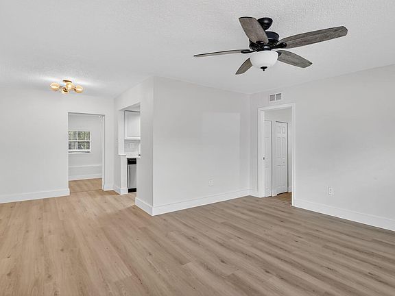 3rd image of 6828 NW 30th Street