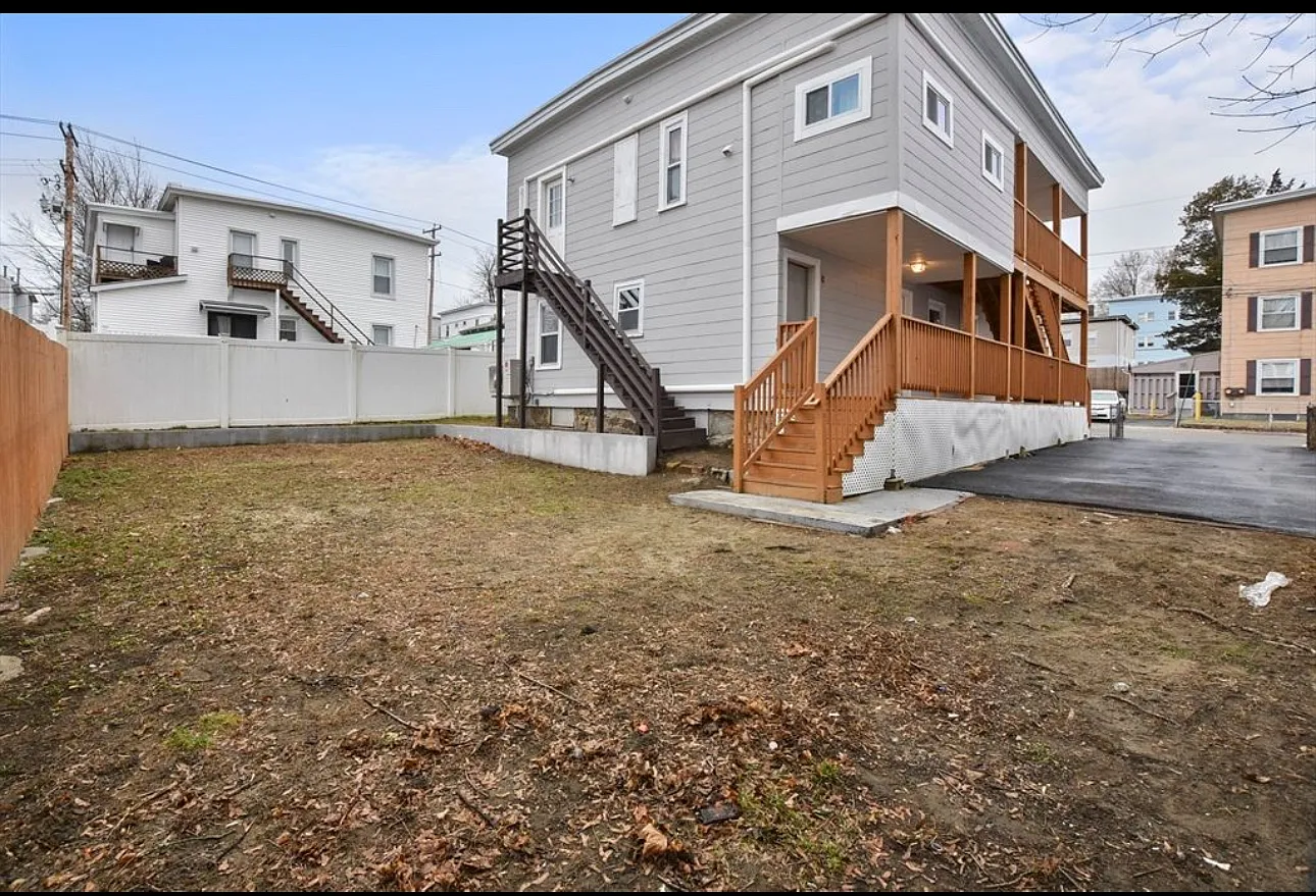 41 Edwards St — Photo 2
