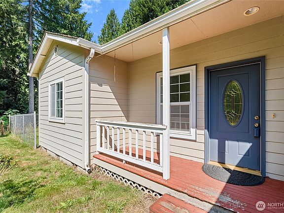 5th image of 16301 Vail Road SE