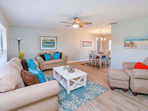 3rd image of 614 Cape Coral Pkwy W