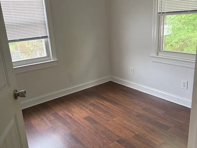 3010 Sweetbrier Ave SW #3010 — Photo 6
