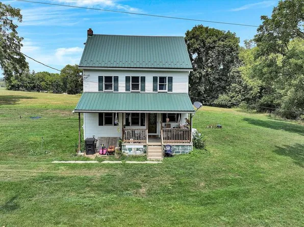 197 Station Rd, Bernville, PA 19506