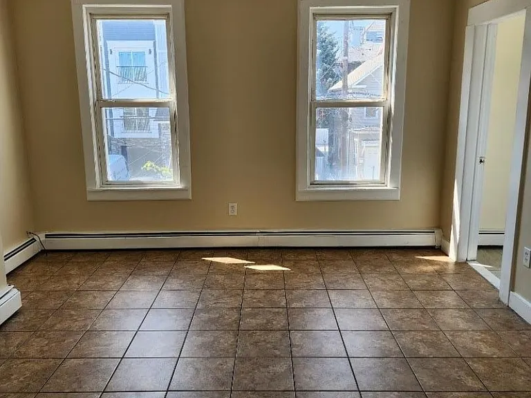 239 Magnolia Ave — Photo 11