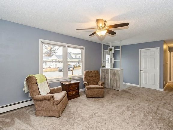5th image of 130 Summerhays St