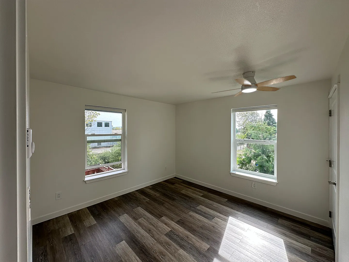 4 bed, 1440 sqft, $900 — Photo 3