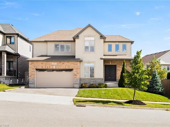 43 Frontier Dr, Kitchener, ON N2P 0G3