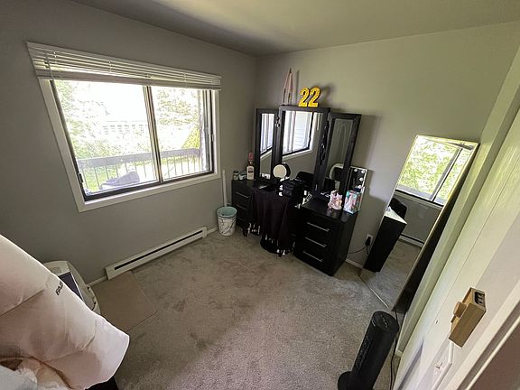 5th image of 3278 N Dousman St #206