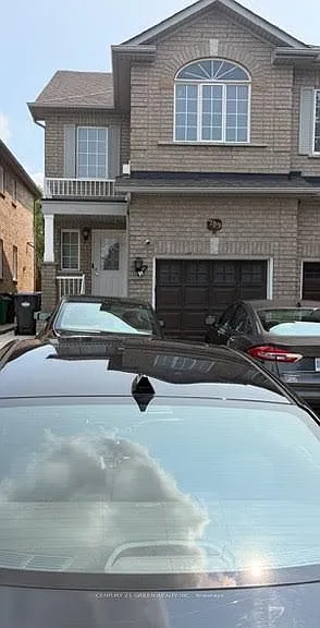 789 Fable Cres — Photo 1