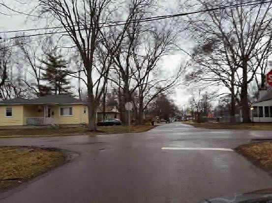 2nd image of 4100 Hickman Rd