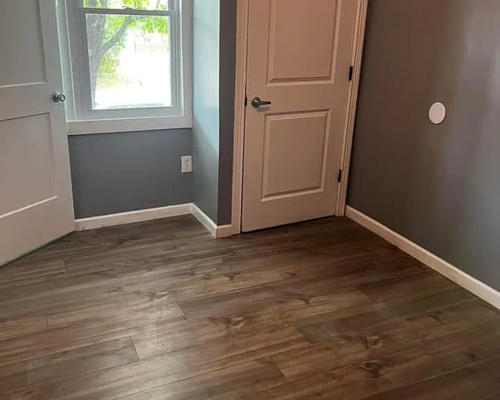 1798 W Gaulbert Ave — Photo 2