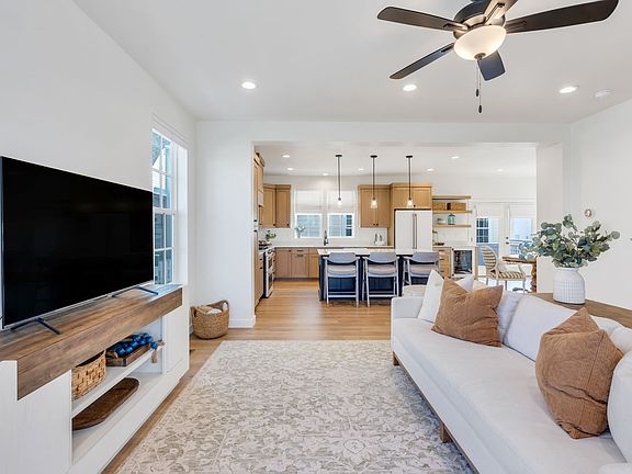4th image of 6766 W Docksider Dr