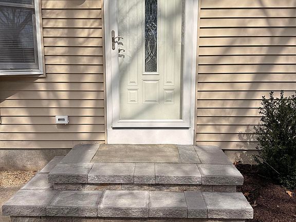 3rd image of 227 Village Rd