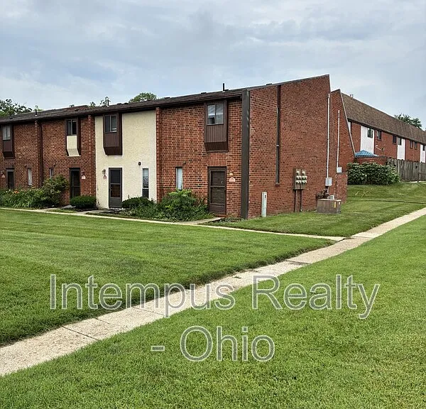 21 King Arthur Ct — Photo 1